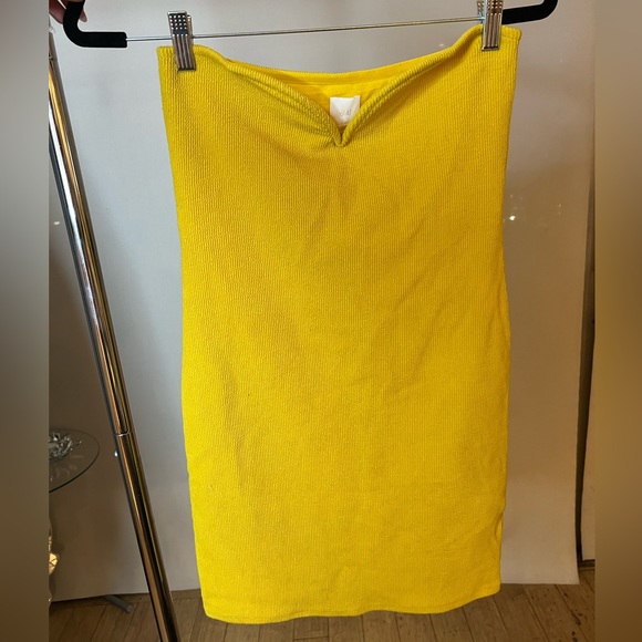 H&M | Dresses | Hm Mustard Yellow Bodycon Dress Brand New Never Worn ...